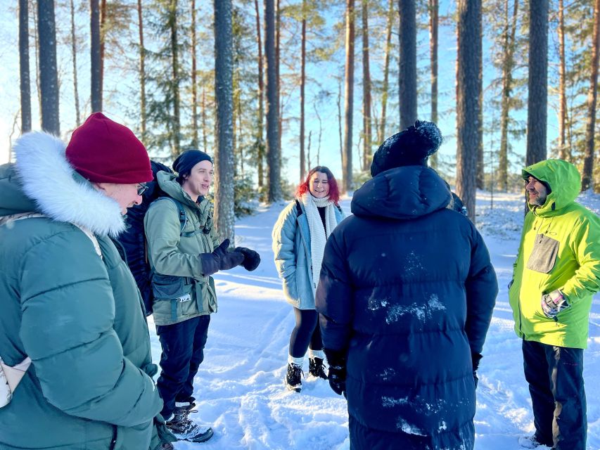 Helsinki: Winter Wonderland Liesjärvi National Park Hike - Getting to the park: Mannerheiminaukio start and Taiga Times van