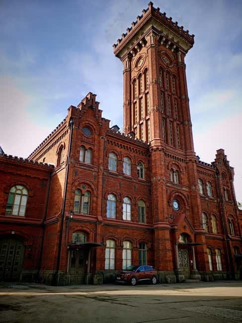 Hidden gems: The south Helsinki walk - Ullanlinna guided tour, Art Nouveau you can actually see up close