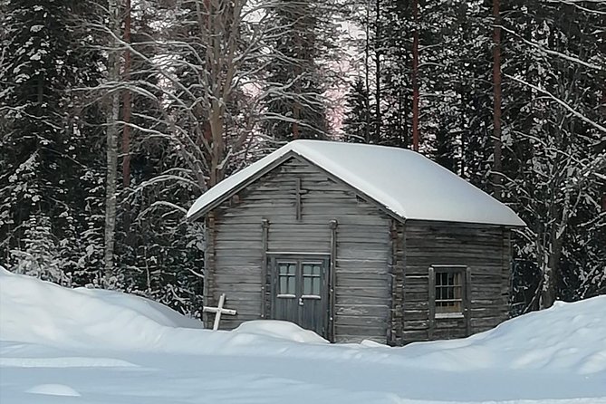 Husky safari - Private Means Personal: Old Pine Husky Lodge Style