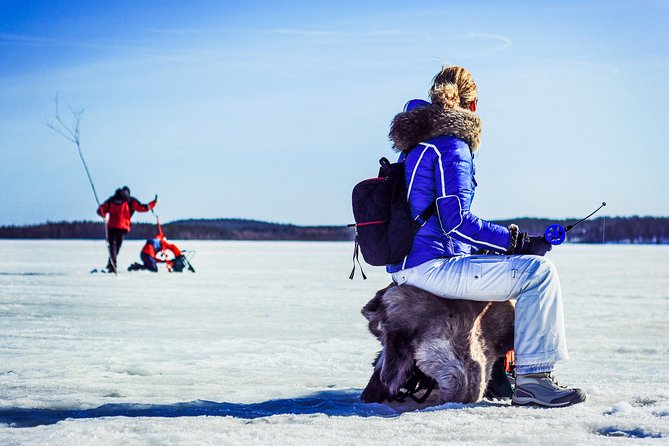 Ice Fishing Trip in Rovaniemi - Campfire Light Lunch on the Ice: Small, Solid, and Worth It