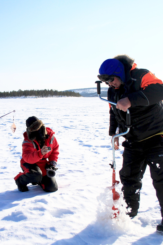 Ivalo: Ice Fishing Tour to Lake Inari, Reindeers & Lunch - Ice Fishing on Lake Inari: Your Rod, Your Bait, and the Small Skills That Help