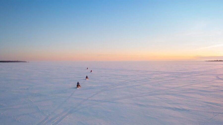 Kemi-Tornio: Ice Fishing Safari with Snowmobiles - Why snowmobile ice fishing on the frozen Bothnian Bay feels special