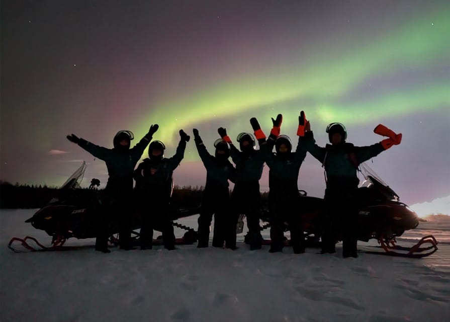 Kemi-Tornio: Night Safari on Snowmobiles - Getting dressed and learning the snowmobile basics (without stress)