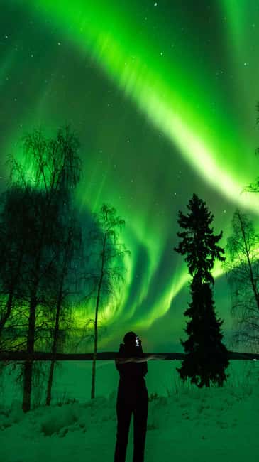 Kemijärvi: Insider Guided Aurora Hunting - Staying warm in Lapland without overpacking