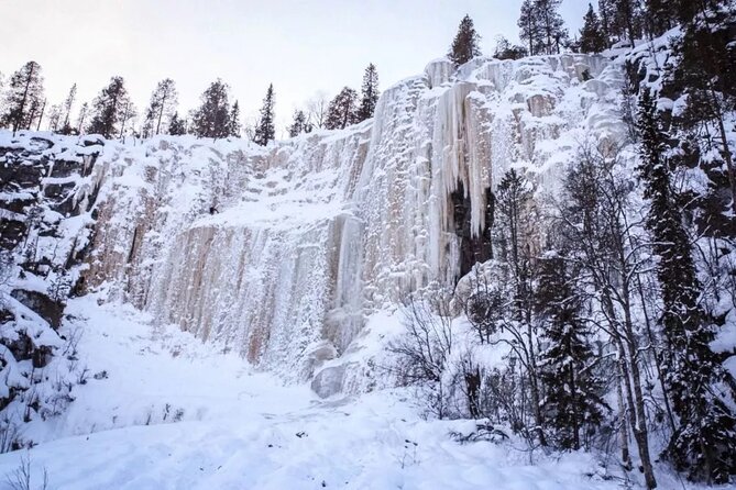 Korouoma canyon national park & frozen waterfalls with BBQ - Korouoma Canyon and frozen waterfalls, plus BBQ to end the hike