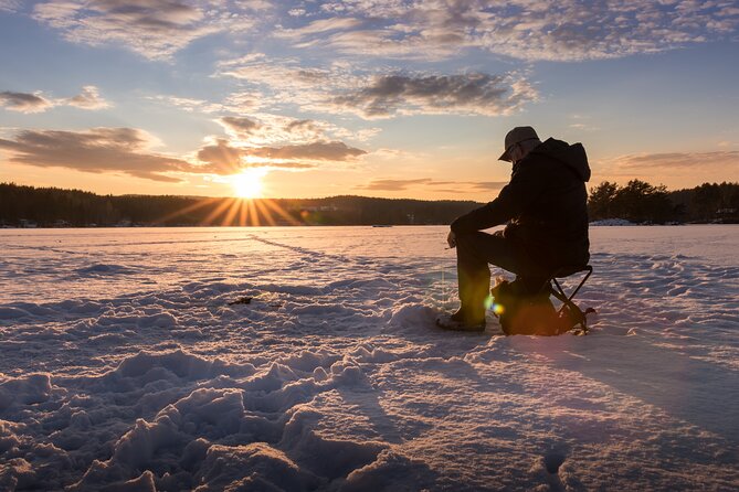Lapland Ice Fishing Experience from Rovaniemi - Campfire Barbecue on Snow: Warm Food After a Cold Stand