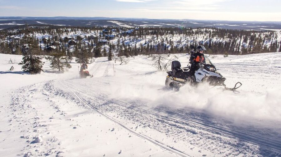 Levi: 4 Hour Snowmobile Safari to the Fells in Levi - Who should book this Fells safari from Levi?