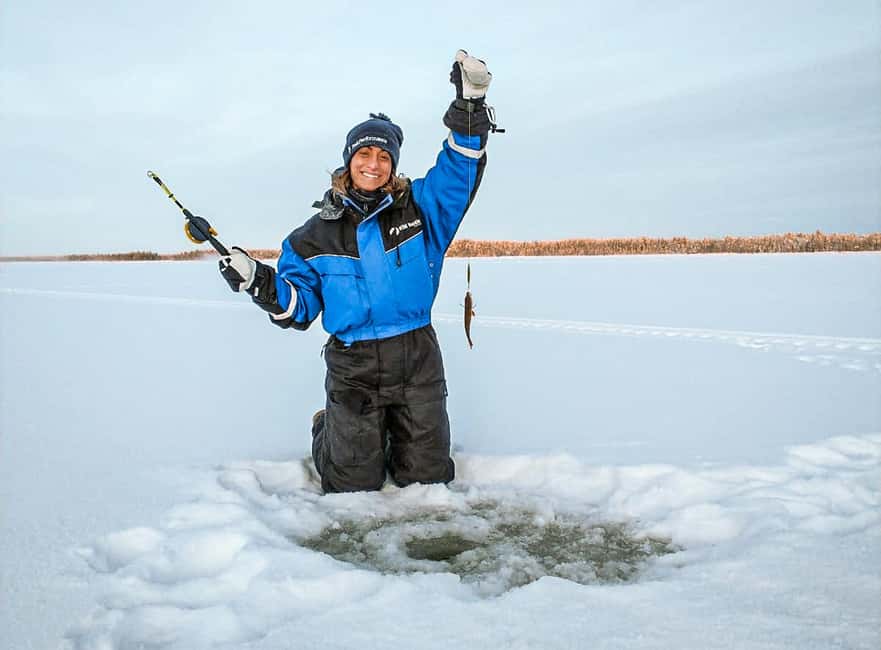 Levi: A fun Ice Fishing Experience in Levi, 3 HOURS - Thermal Clothing Included, So You Can Focus on Fishing