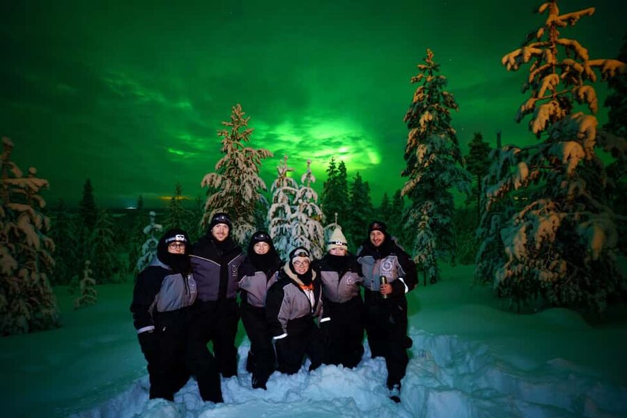 Levi: Best & Original Northern Lights Hunting & photography - Photo gear and edited results that make your money feel real