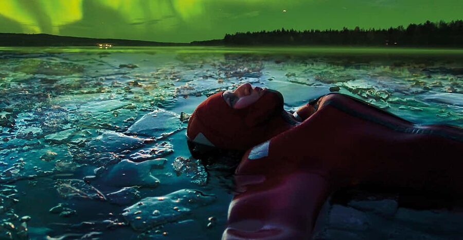 Levi: Ice Floating and Northern Lights Tour - Ice Floating in Levi: What the experience actually feels like