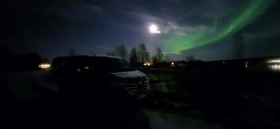 Levi: Northern Lights by Minivan with hot drinks and snacks - Who this tour is best for, and who might prefer something else