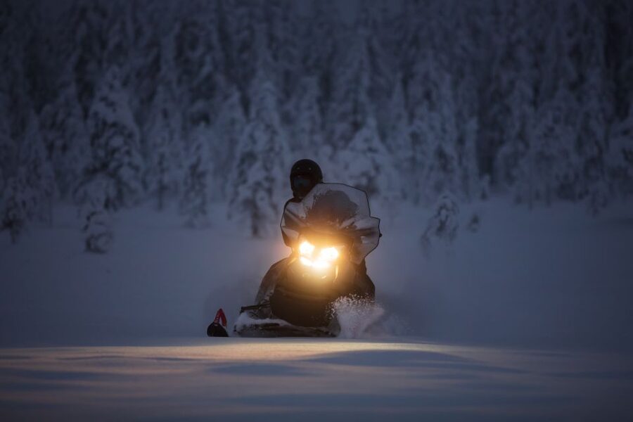 Levi: Snowmobile Tour to Snow Village - Key things you’ll notice on this Snow Village snowmobile day