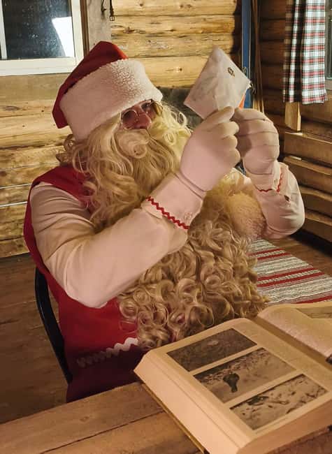 Meet Santa Claus in his magical forest of Sonka Lapland (Rovaniemi) - Why Sonka Lapland feels like the Christmas story, not a photo stop