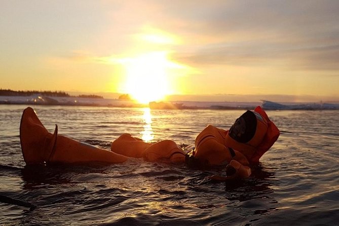 Midnight Sun Floating Experience in Forest Lake - Key things to know before you go