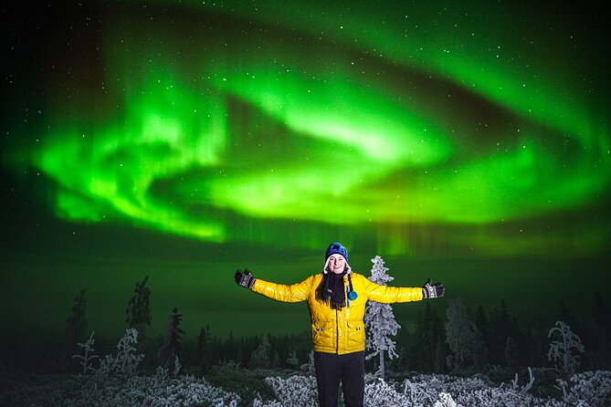 Night Snowshoeing Adventure under the Northern Lights - The Campfire Kota Break: Food, Hot Drinks, and a Real Skill Show
