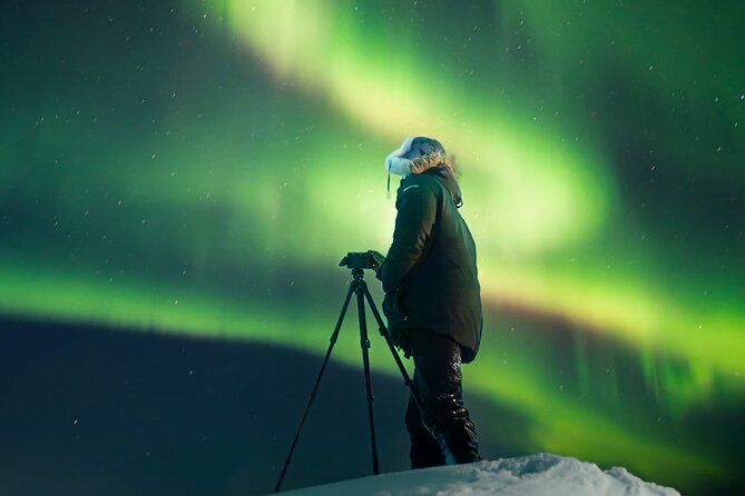 Northern Light Hunt with Photography from Rovaniemi - What to wear and how to survive the long wait