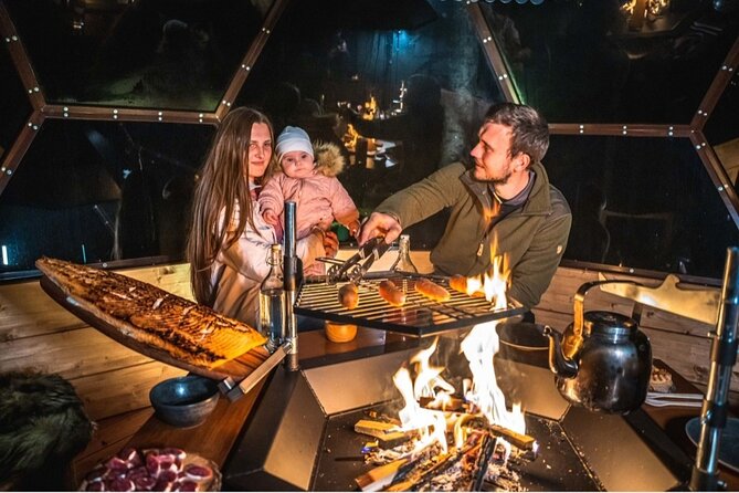 Northern Lights dinner in a Glass Igloo - Step-by-step: what you do during the 3-hour evening