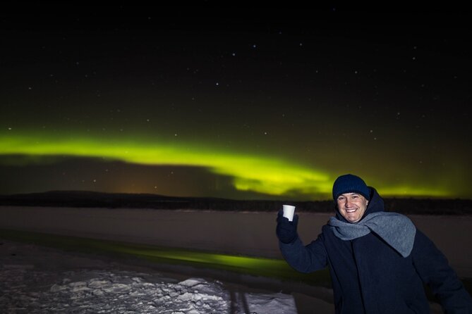 Northern lights hunting photo tour with bbq; small groups - Who Guides Are Matters, and Names Pop Up for a Reason