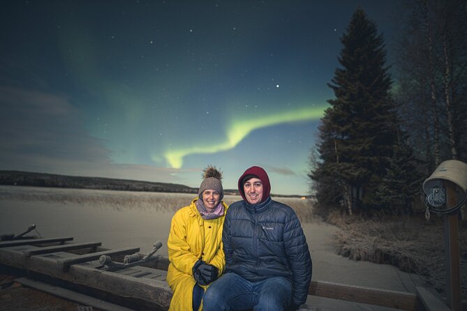Northern lights hunting photo tour with bbq; small groups - Out of Town: How the Guide Improves Your Odds