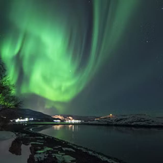 Northern Lights Hunting with Aurora Workshop - What a Typical Evening Feels Like (And Why It Matters)