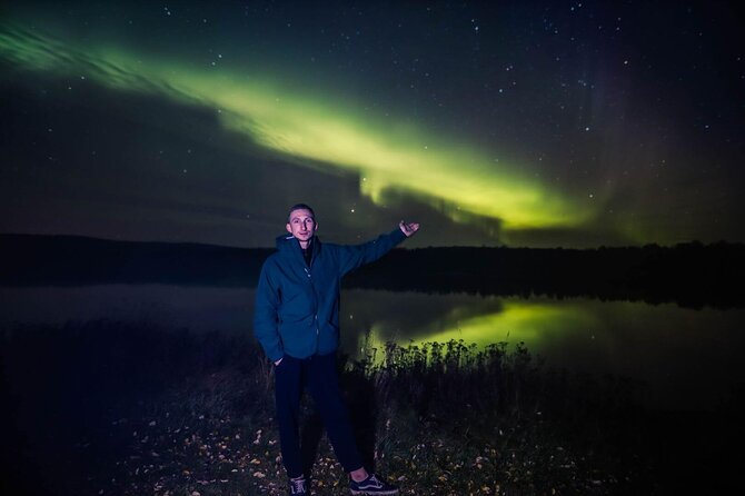 Northern Lights Tour with BBQ and drinks - Campfire BBQ, hot drinks, and Aurora stories that actually keep you warm