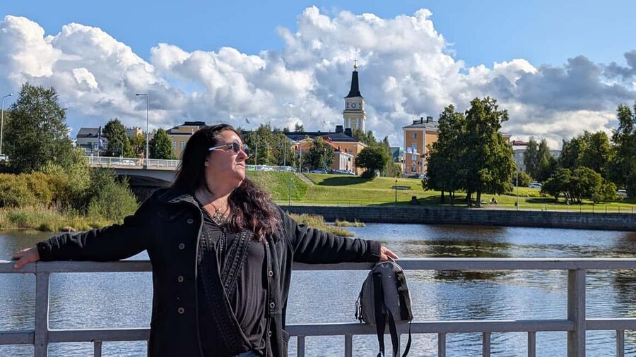 Oulu City Tour: Discover the heart of Oulu in just 1 hour! - Rotuaari Pedestrian Street, Cafes, and Street Life