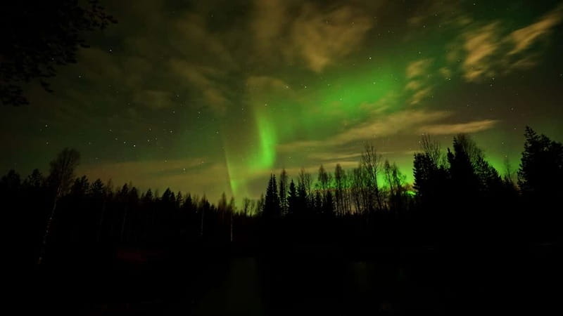 Oulu: Starguaranteed Northern Lights Mobile Chase - Price and Value: Is $152 Worth It for a 4-Hour Aurora Hunt?