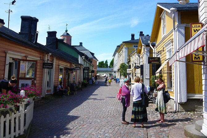 Porvoo Old Town&Riverside Heritage Guided Tour from Helsinki - Porvoo Old Town Square and Finland’s oldest town hall