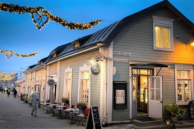 Porvoo Old Town&Riverside Heritage Guided Tour from Helsinki - Kamppi meetup and the small-group pace you’ll feel right away