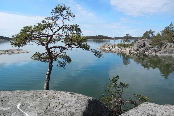 Private Boat Excursion into The Archipelago of Tammisaari - Stop 1 with Guide Matti: birds, rocky coasts, and island stories