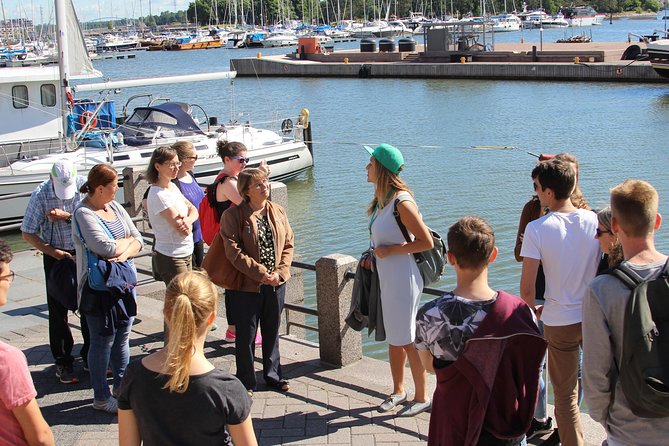 Private Custom Helsinki Tour - Havis Amanda and the energy around Vappu celebrations