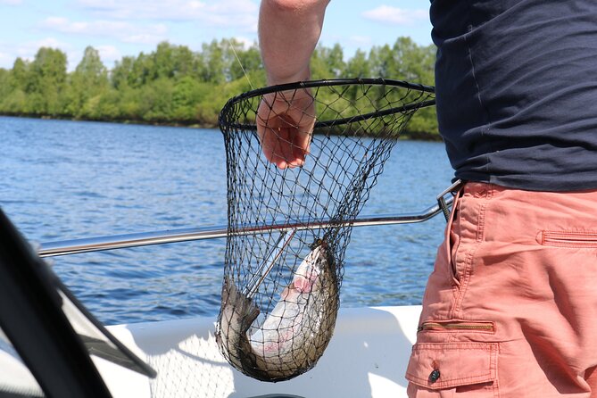 Private Guided Fishing Boat Tour in Rovaniemi - Trolling coaching for non-fishers: how you learn without stress
