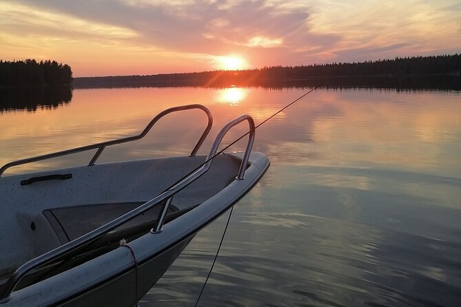 Private Guided Fishing Boat Tour in Rovaniemi - What to pack for a comfortable day on the Ounas
