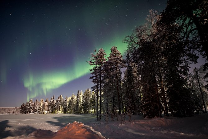 Private Northern Lights Hunting Expedition - Stop Strategy: Driving Further to Quieter Viewpoints