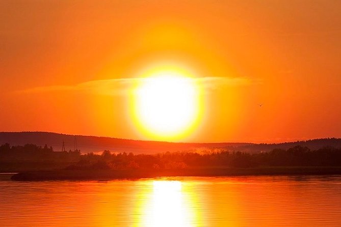 Private Traditional Lakeside Sauna with Midnight Sun - The full flow: pickup, sauna, lake swim, and the return