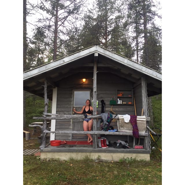 Private Traditional Sauna, Ice Dip and Dinner in the Wild - Entering the sauna ritual: wood heat, a lakeside setting, and your cold choice