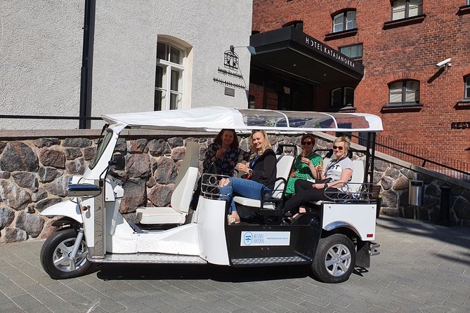 Private TukTuk guided tour in Helsinki 1,5 hours - Orthodox Cathedral: a different Helsinki mood