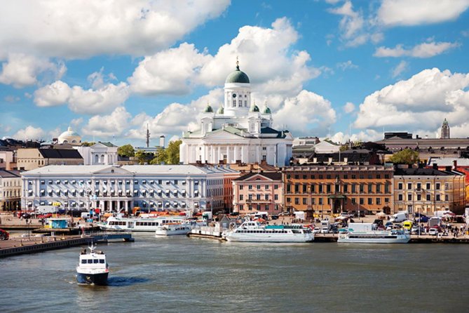 Private VIP Guided Helsinki City Tour - Senate Square, Where Helsinki’s Identity Comes into Focus