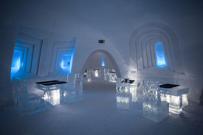 Private: Visit Snow Village Ice Exhibition - Pickup and transport around Levi and Kittilä