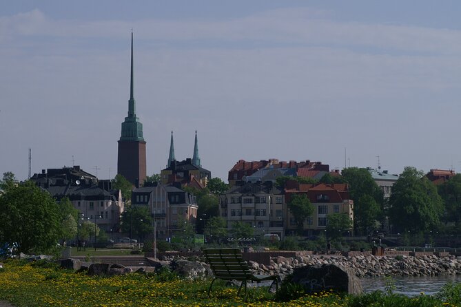 Private Walking Tour: Helsinki in Half a Day - Meeting at Aleksis Kivi Statue, Rautatientori, then choosing your rhythm