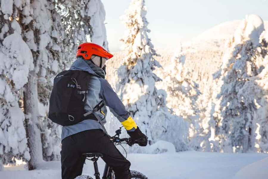 Pyhätunturi: Electric Fatbike Tour in Finnish Lapland - Where you start: Bliss Adventure by Naava Visitor Centre