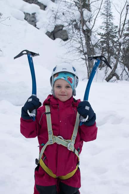 Pyhätunturi: Kid's Ice Climbing Adventure in Finnish Lapland - The 10-Minute Walk to Tajukangas, With a Little Mystery
