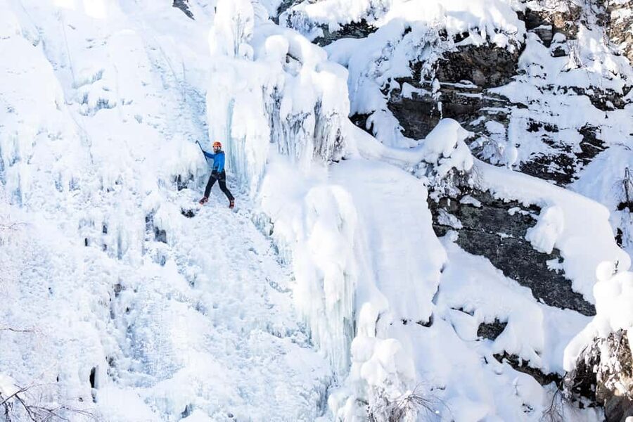 Pyhätunturi: Try Ice Climbing in Finnish Lapland - Key highlights that matter