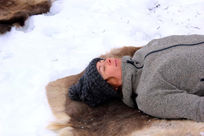 Reindeer yoga in Kuusamo - What happens during your 1.5-hour session