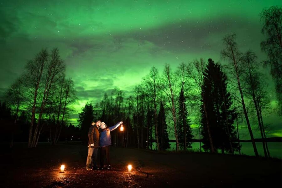 Rovaniemi:%100 Money Back Guarantee Northern Lights Hunting - The night’s flow: driving, photo stops, and warm breaks