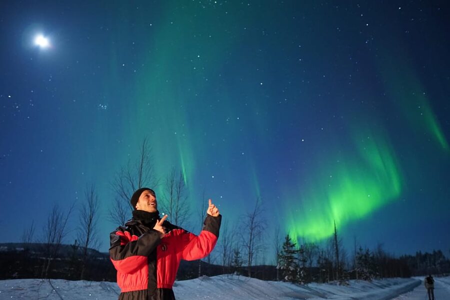 Rovaniemi:%100 Money Back Guarantee Northern Lights Hunting - Pickup, timing, and the small details that affect your night