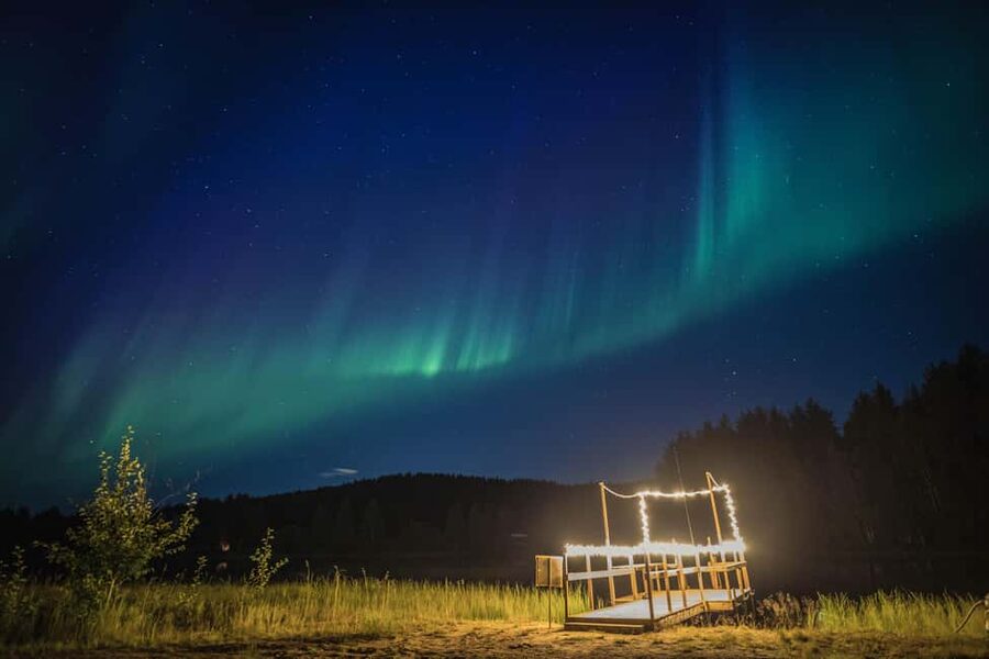 Rovaniemi: Arctic Ice Floating and Northern Lights Tour - Key highlights to know before you go