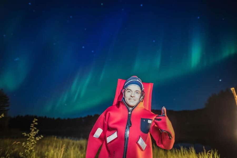 Rovaniemi: Arctic Ice Floating and Northern Lights Tour - Northern Lights odds, and how to avoid disappointment