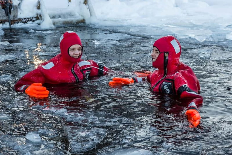 Rovaniemi: Arctic Ice Floating Experience - Inside the session: instructions, suiting up, and the ice-hole moment