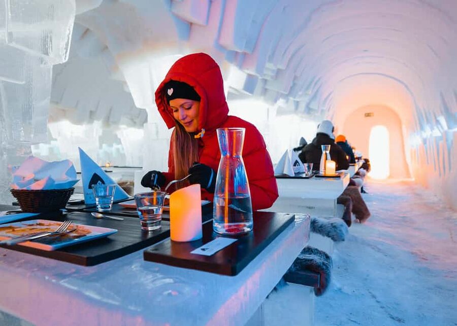 Rovaniemi: Arctic SnowHotel Tour and Dinner with Transfers - Why This Rovaniemi Ice Dinner Feels Different Than a Normal Meal